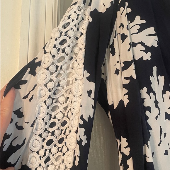 Crown & Ivy Dark Blue Top - Picture 7 of 7